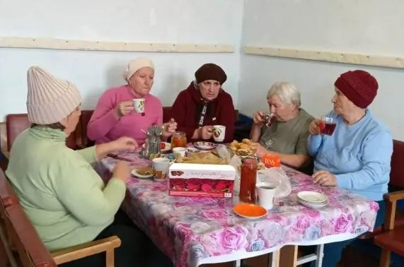 УЮТНЫЕ ВСТРЕЧИ ВЕТЕРАНОВ