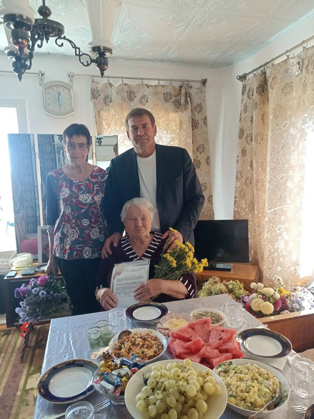 Поздравляем Куликовских А.З. с 80-летием!