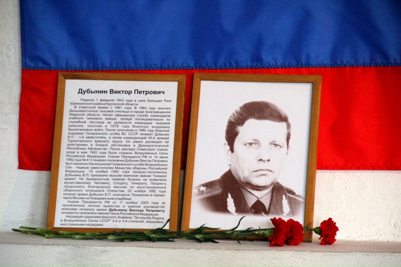 СОЛДАТАМ БЫЛ ОН КАК ОТЕЦ