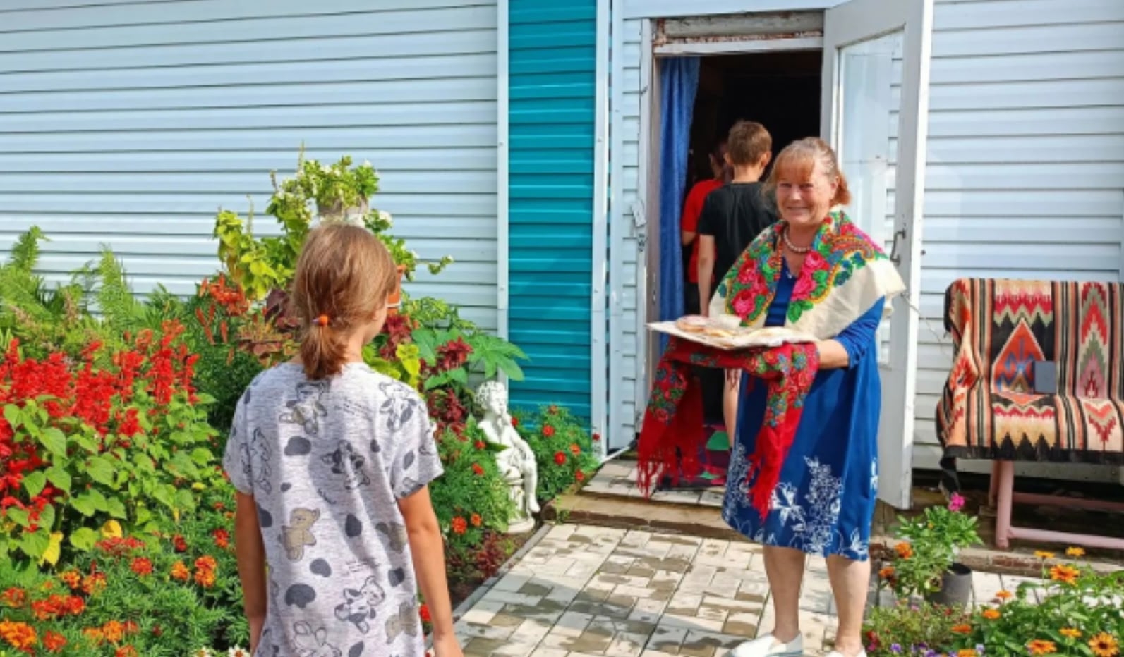 "Живу, не забывая, чей я"