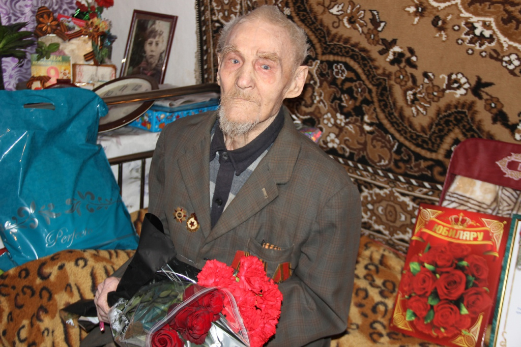 95- летний юбилей Ивана Семеновича Малахова