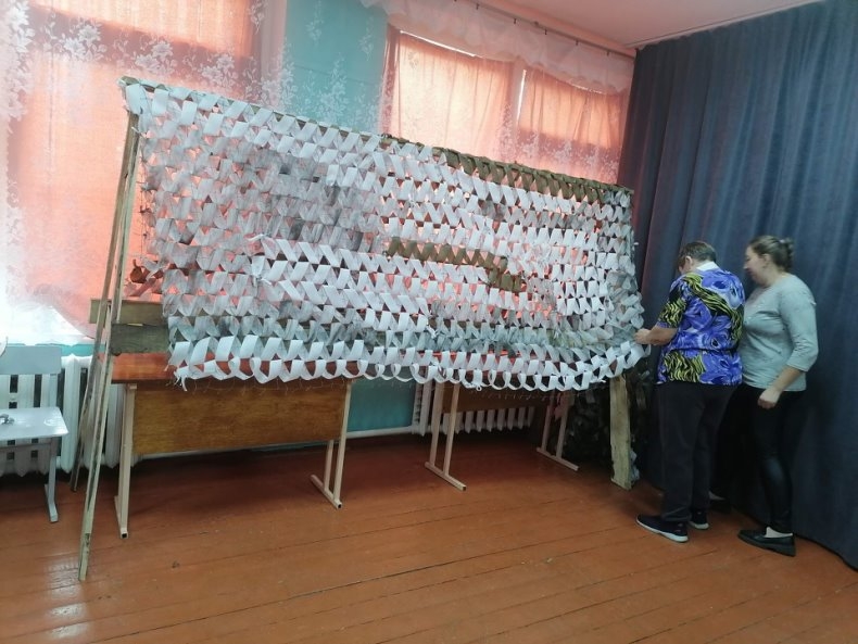 ПОМОГАЕМ СВОим 