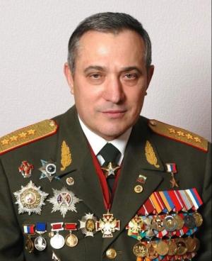 Как курганский выпускник стал главным военным России: история генерала армии Анатолия Квашнина