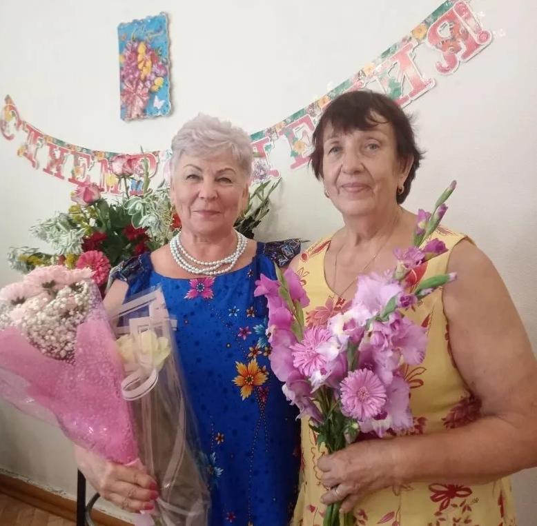 Поздравляем с 70-летием Карасеву Н.М.!