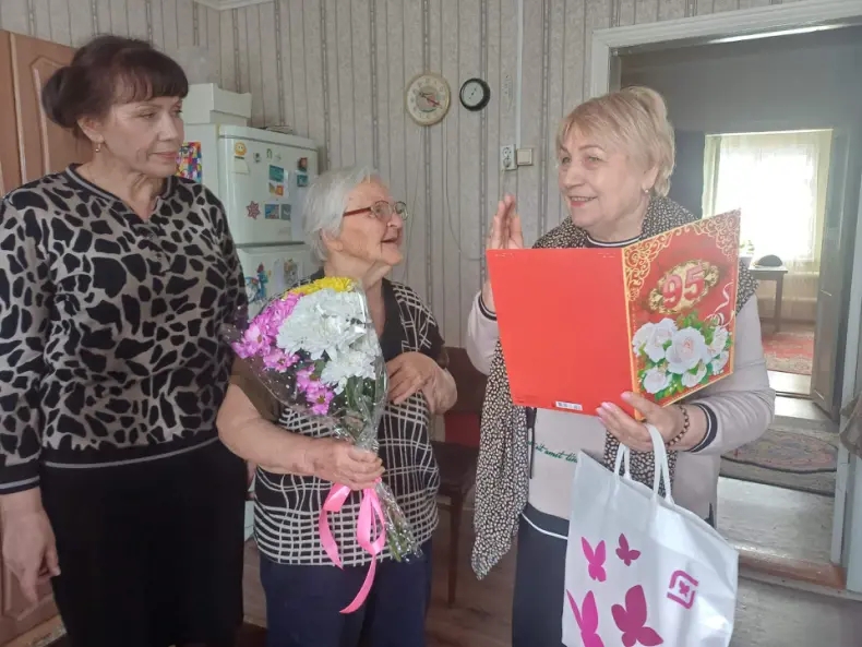 95-летие отмечает Антонина Ивановна Боженова