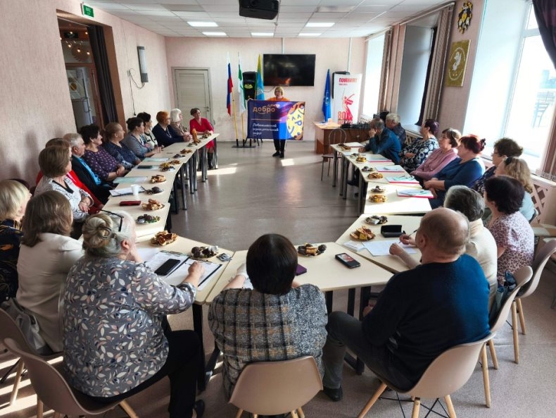 ВЕТЕРАНЫ В СТРОЮ: РАСШИРЕННЫЙ ПРЕЗИДИУМ