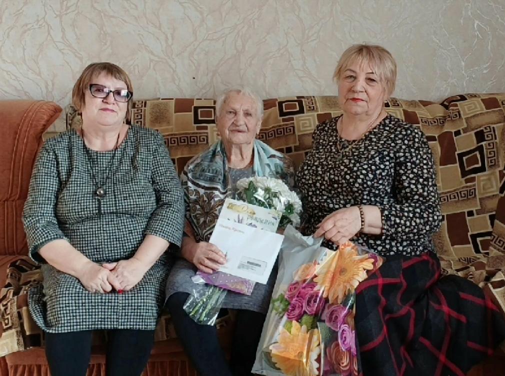 С днём рождения, Таисья Петровна! 