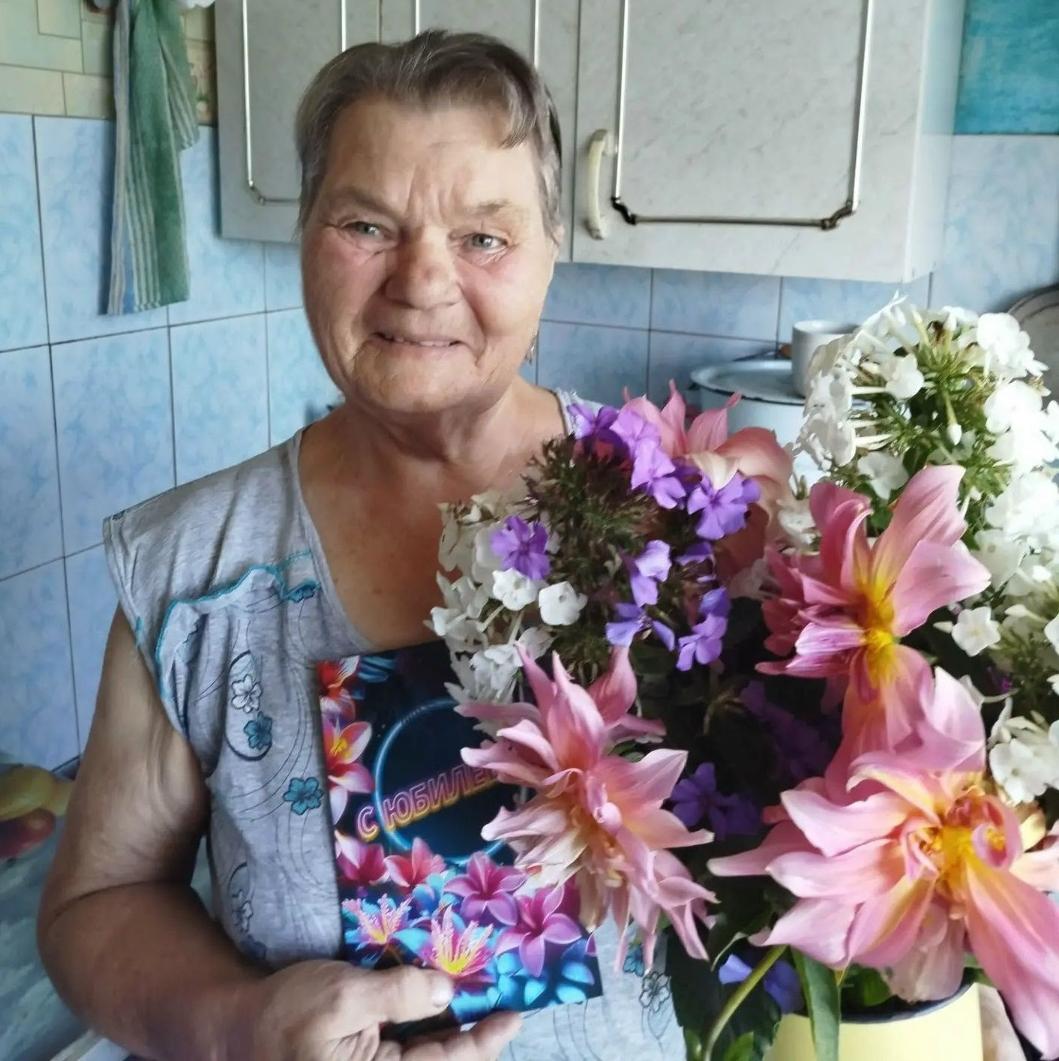 Поздравляем Юкляевских Г.Е. с 75-летием!