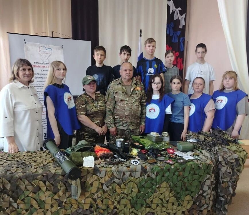 Память, мужество и связь поколений: волонтёры в гостях у батуринцев