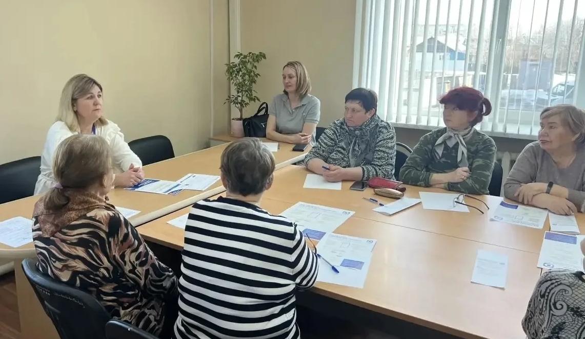 Шаг в цифровую эпоху в Центре общения старшего поколения!