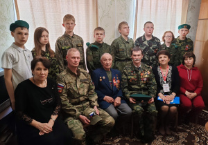Встреча ветеранов и участников боевых действий с подрастающим поколением в Варгашах