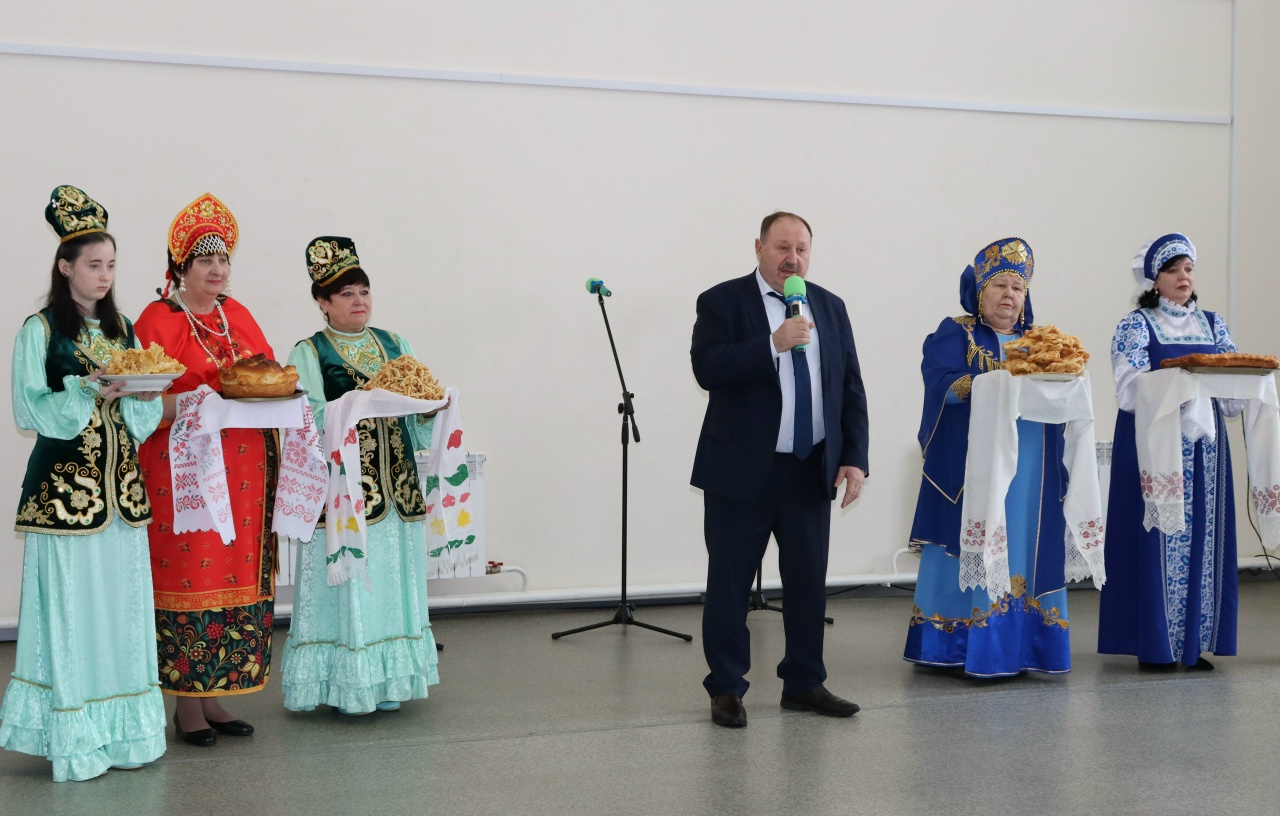 В Шатровском МО дан старт Году единства народов России