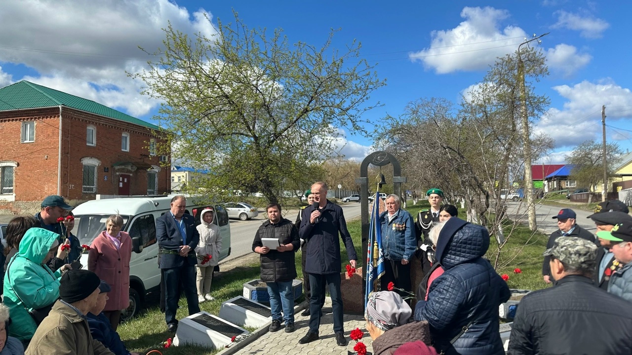 В Куртамыше почтили память героев Чернобыля