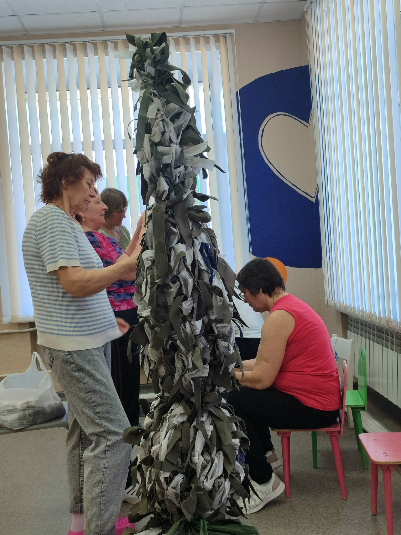 Серебряные волонтёры «Серебряного резерва» — помощь бойцам СВО! 