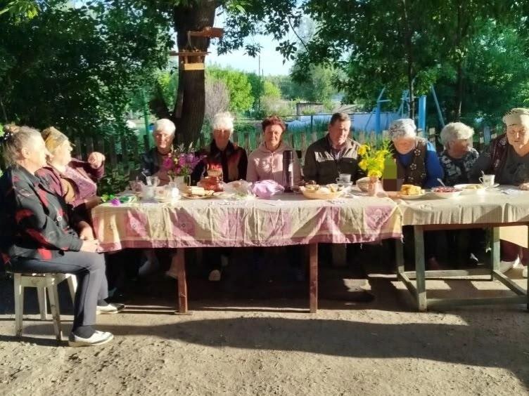 Соседи - вместе полвека