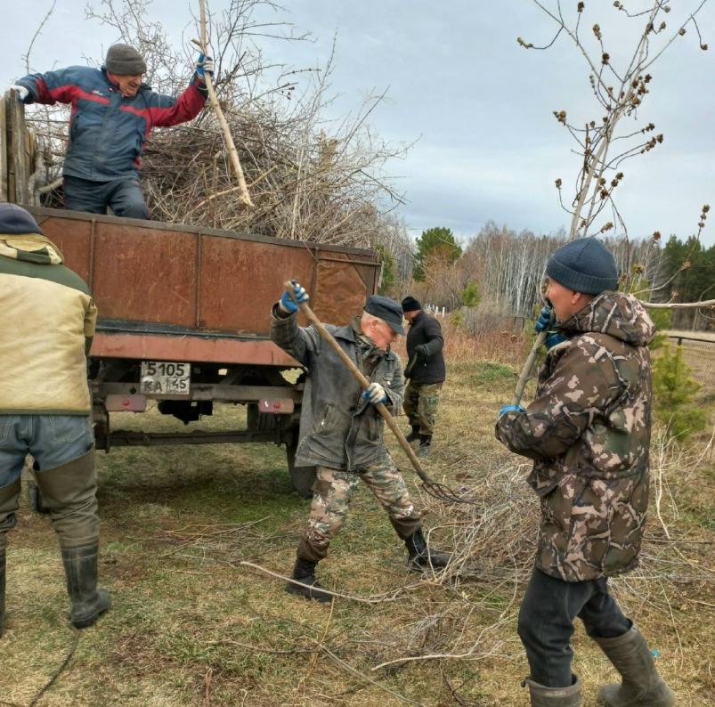 Субботник в с. Верхний Яр