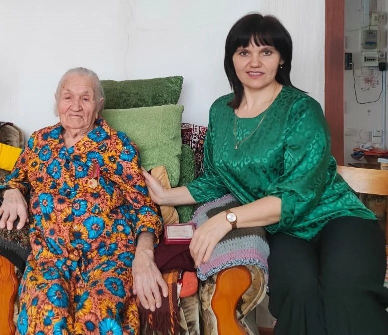 99-летний день рождения встретила Е. А. Истомина