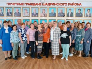 На Пленуме Совета ветеранов Шадринского муниципального округа состоялось торжественное вручение знаков ГТО