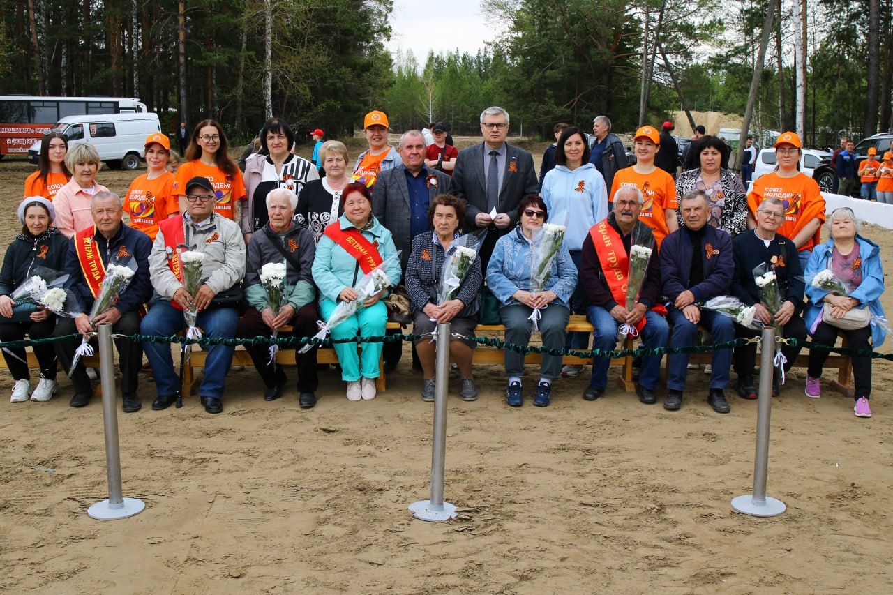 Единство поколений Курганмашзавода 