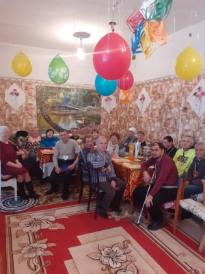 Прикоснулись к нам добротой.