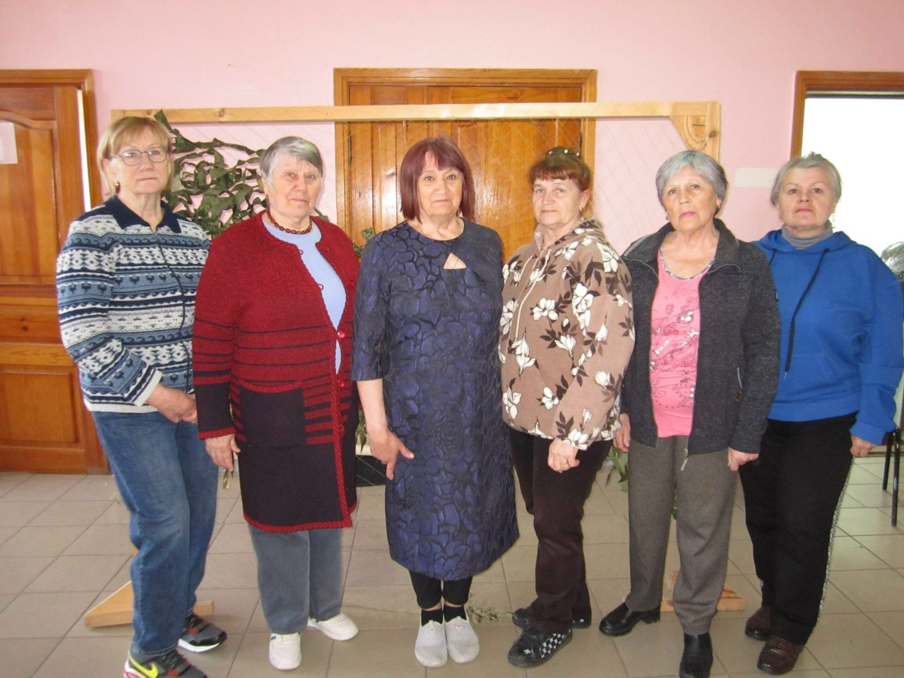 Трудимся с удовольствием - СВОИХ НЕ БРОСАЕМ!!! 