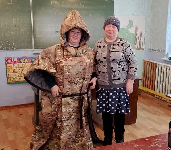 В Половинском МО подготовили вторую партию заготовок для плащей