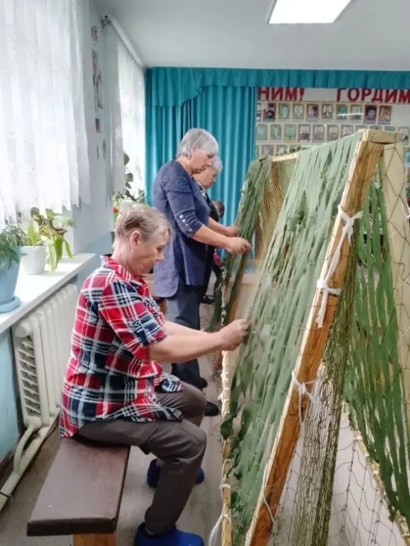 Всë для Победы! Село Гагарье не сдаётся!