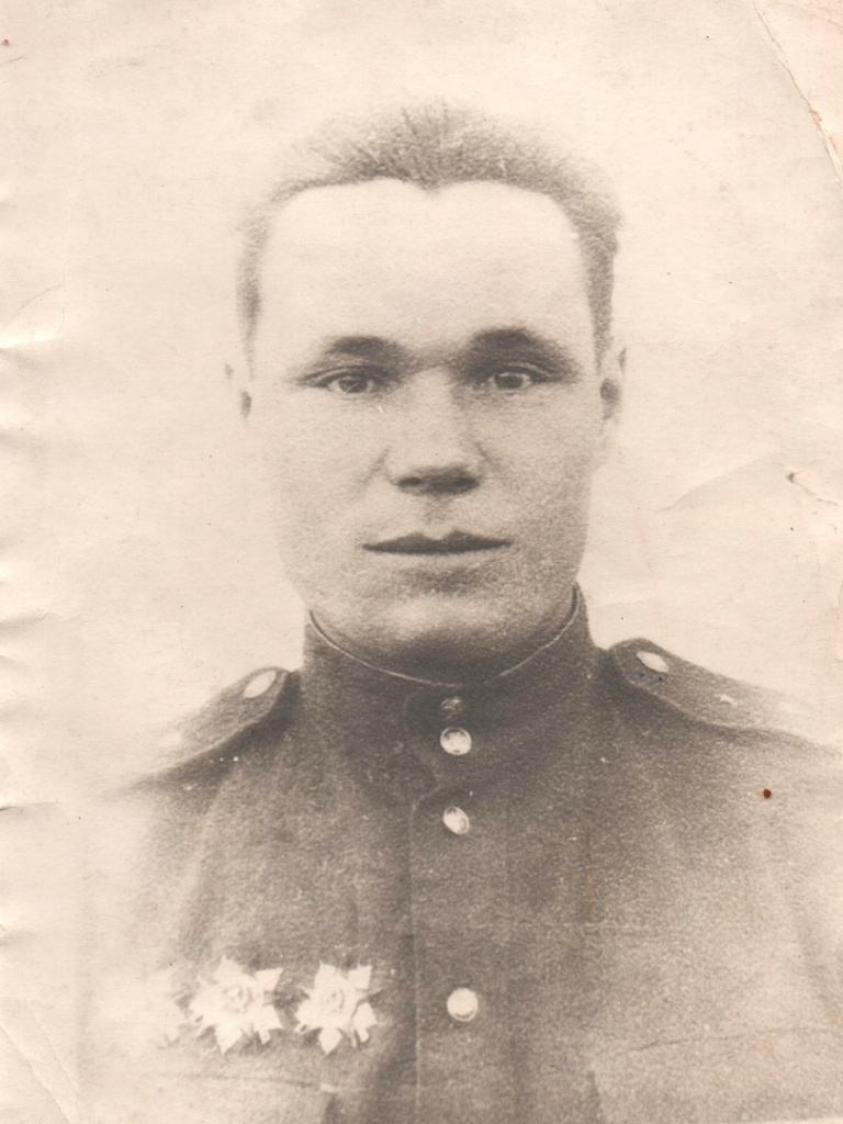 Гомзяков Петр Захарович 